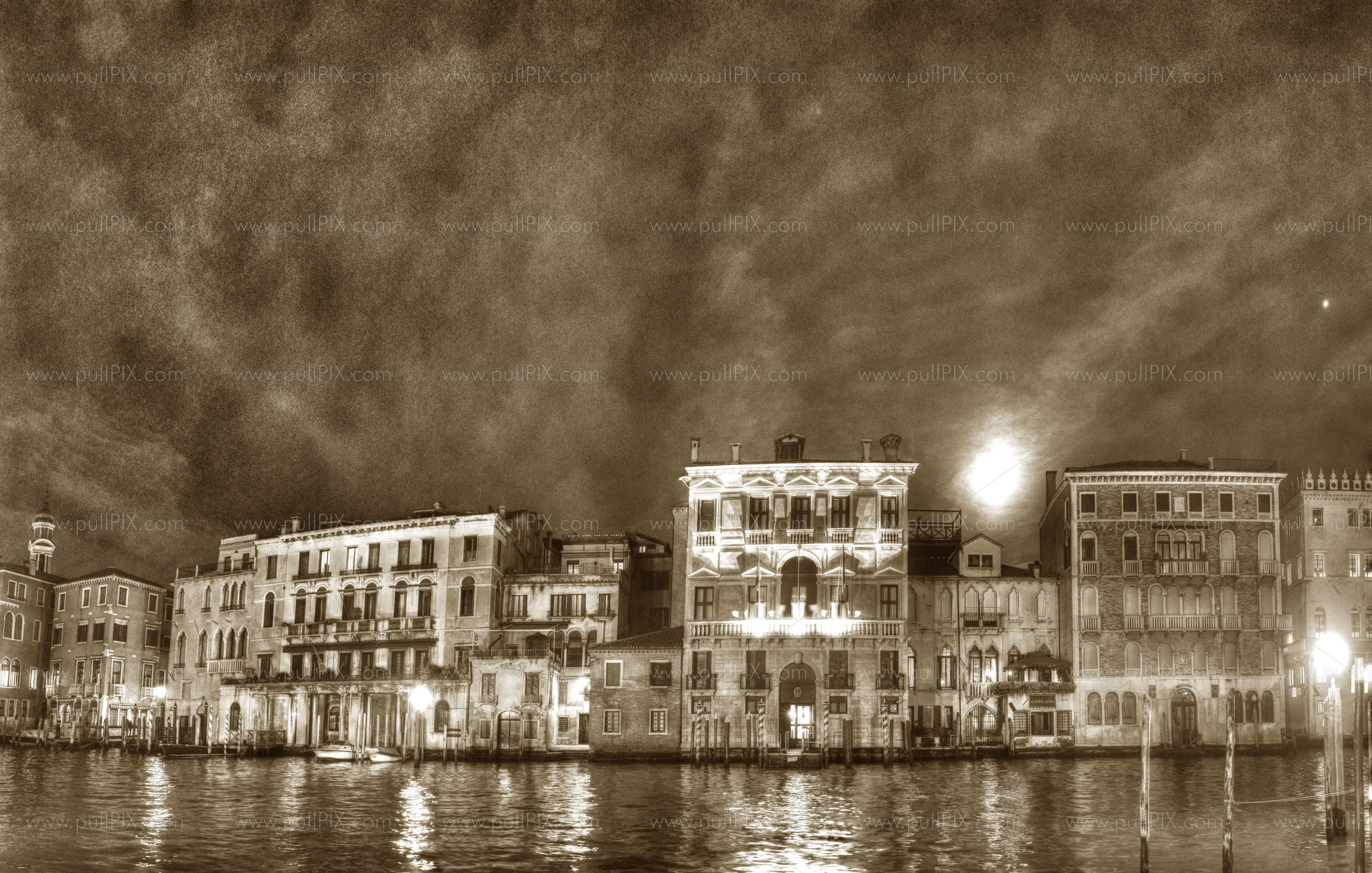 Preview venezia bei nacht SW.jpg